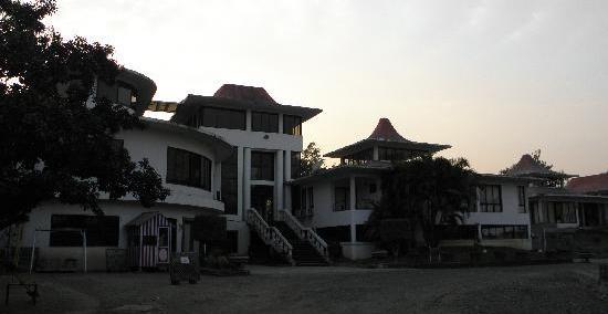 Ambrosia Resorts And Spa Pune Exterior foto